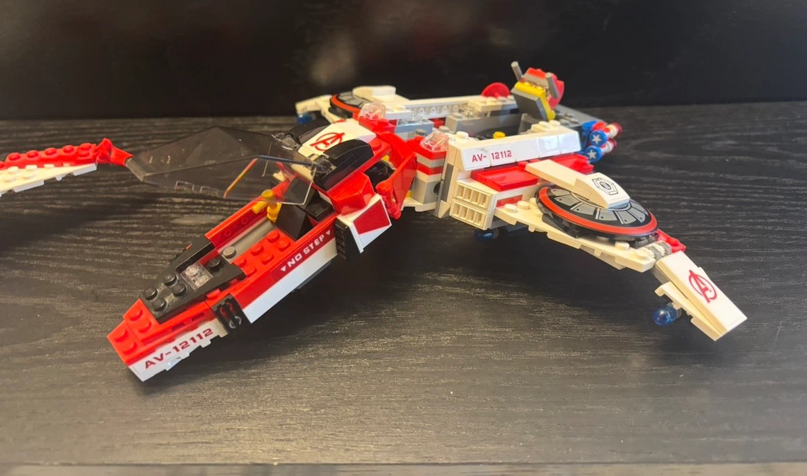 LEGO - Marvel set AvenJet Space Mission #76049 - 99.99% complete - photo 4