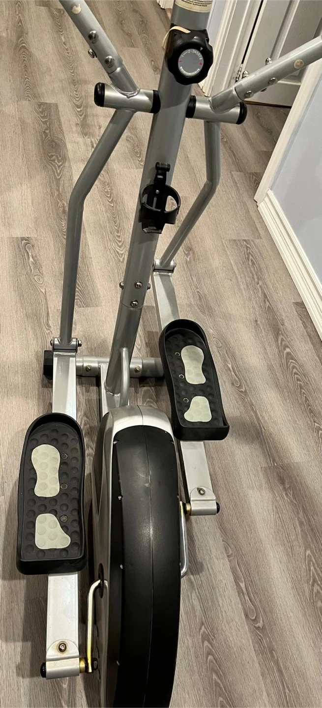 CardioStyle Elliptical Machine - photo 2