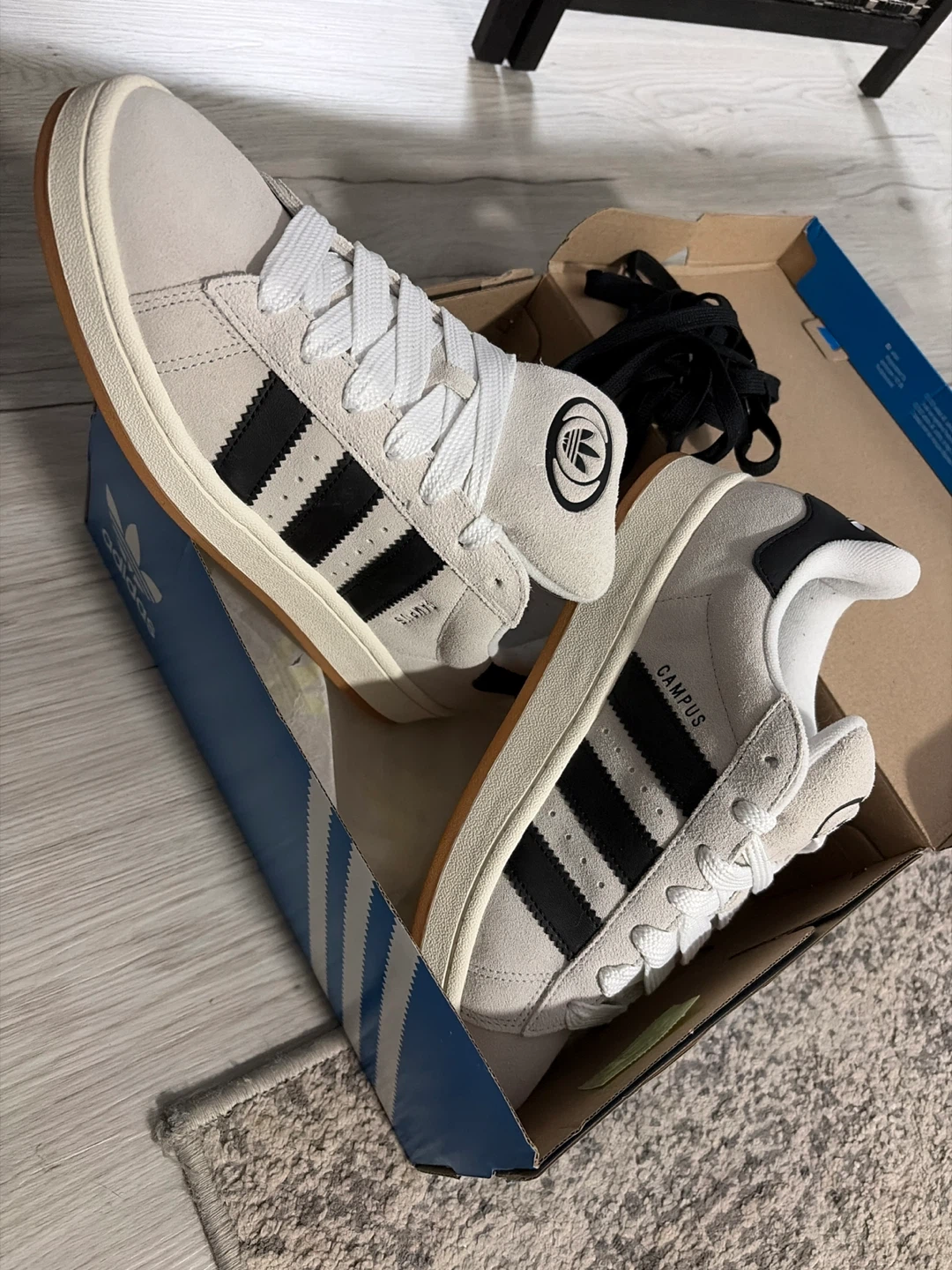 New Adidas Campus Men Size 10 with Box