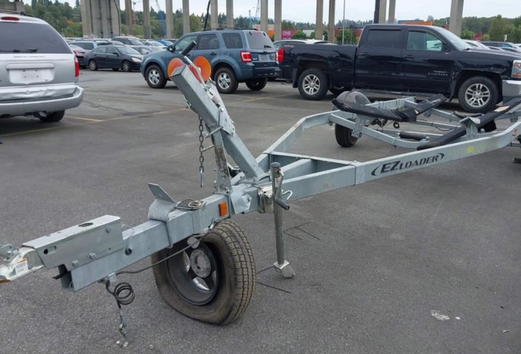 EZ Loader Boat Trailer - photo 2