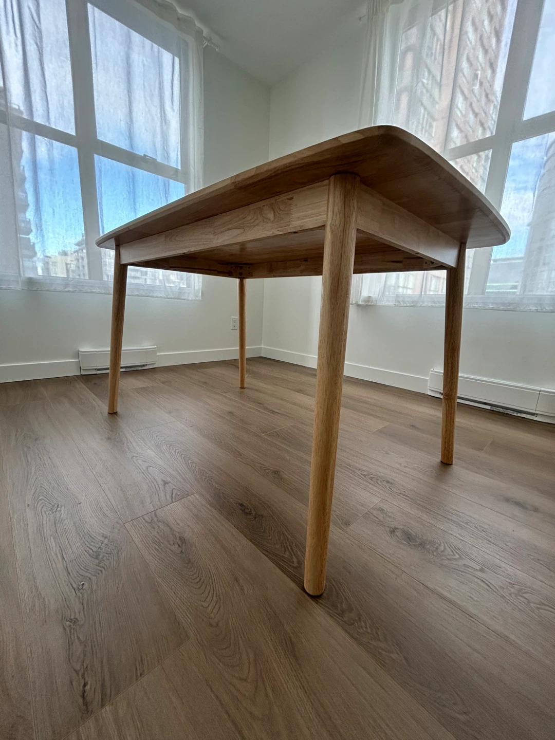 Dining table - photo 2