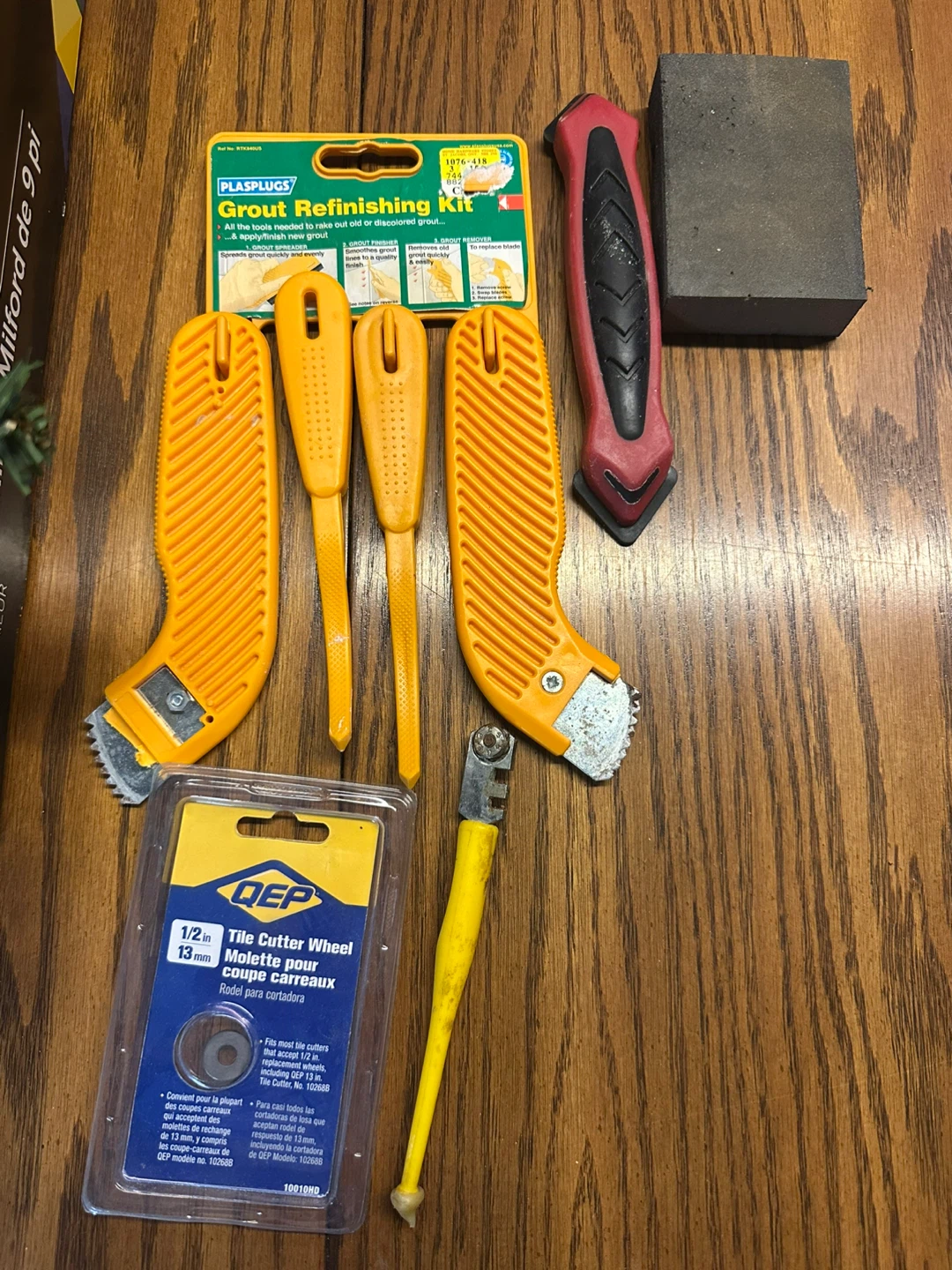 Tile Grout Refinishing Kit & Tile Cutter Wheel