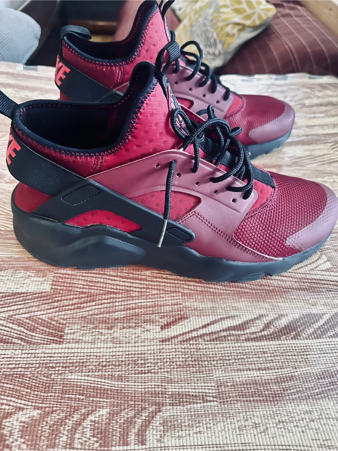 Nike Air Huarache Running Shoes - Burgundy/Black - Size 10.5 - photo 3