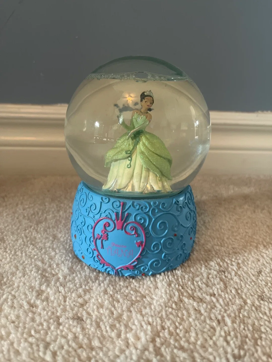 Disney Princess Tiana Snow Globe