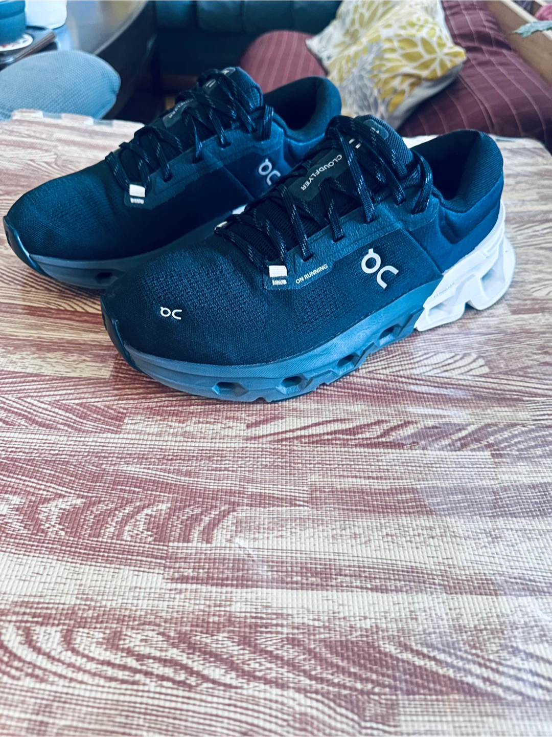 On Cloudflyer Running Shoes - photo 5