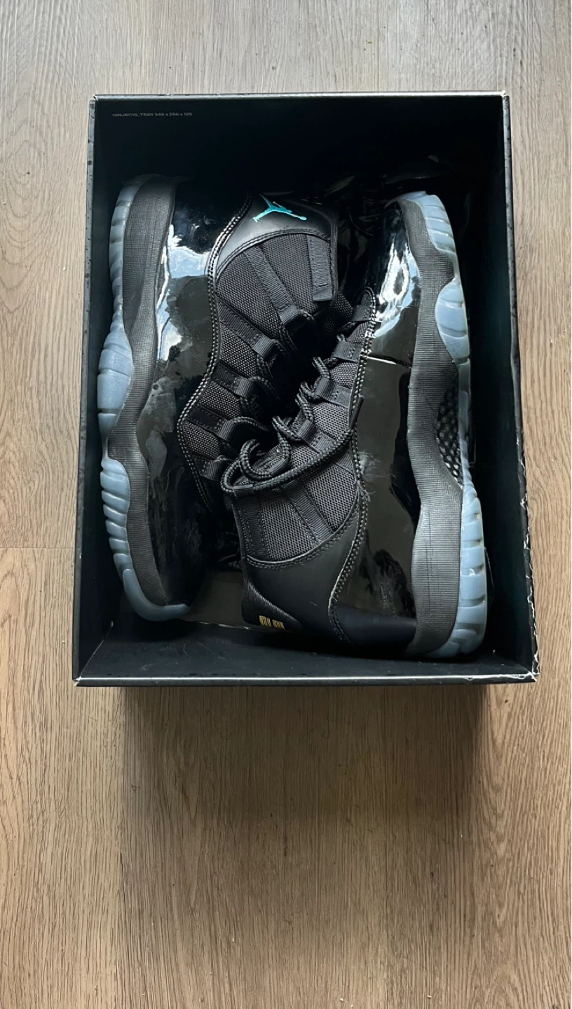 Jordan 11 Retro gamma