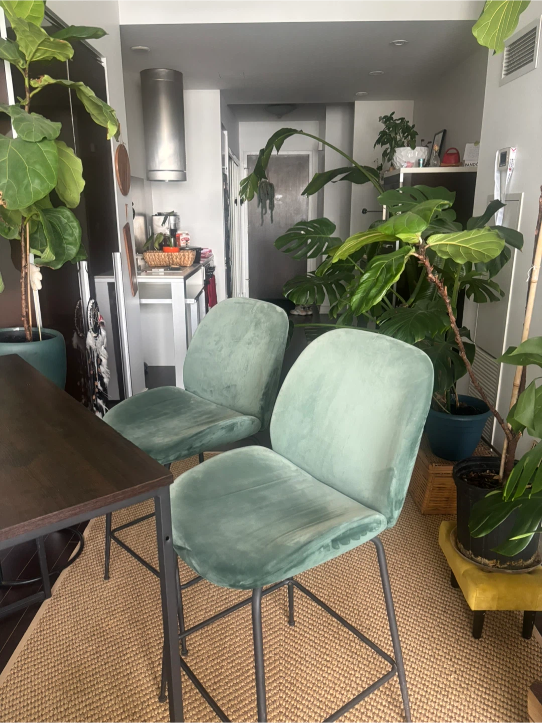 Bar table with 2 stools