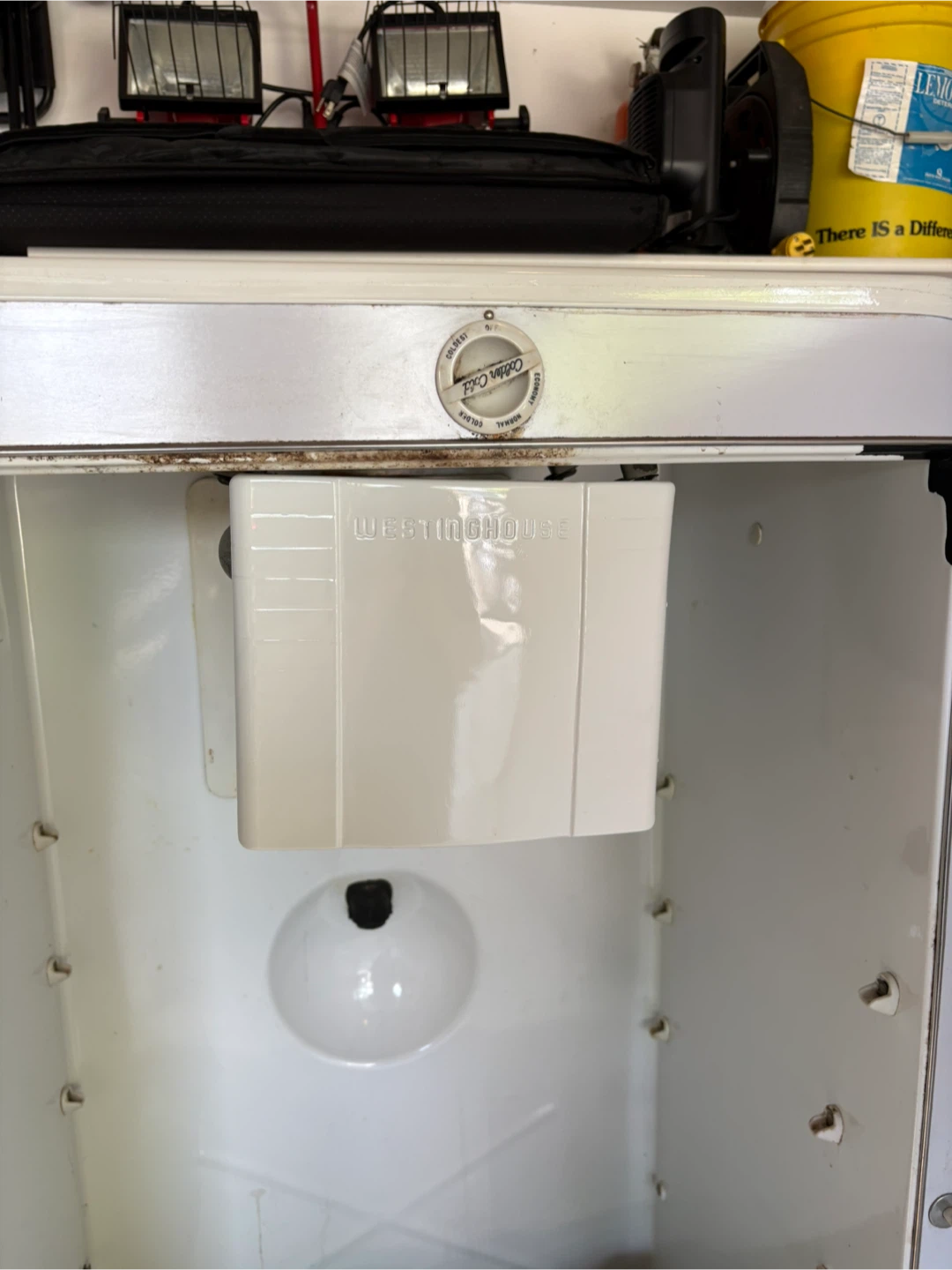 Vintage Westinghouse White Refrigerator - photo 5