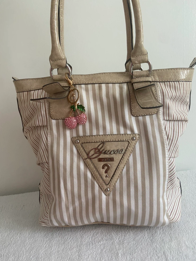 GUESS VINTAGE Y2K TOTE BAG