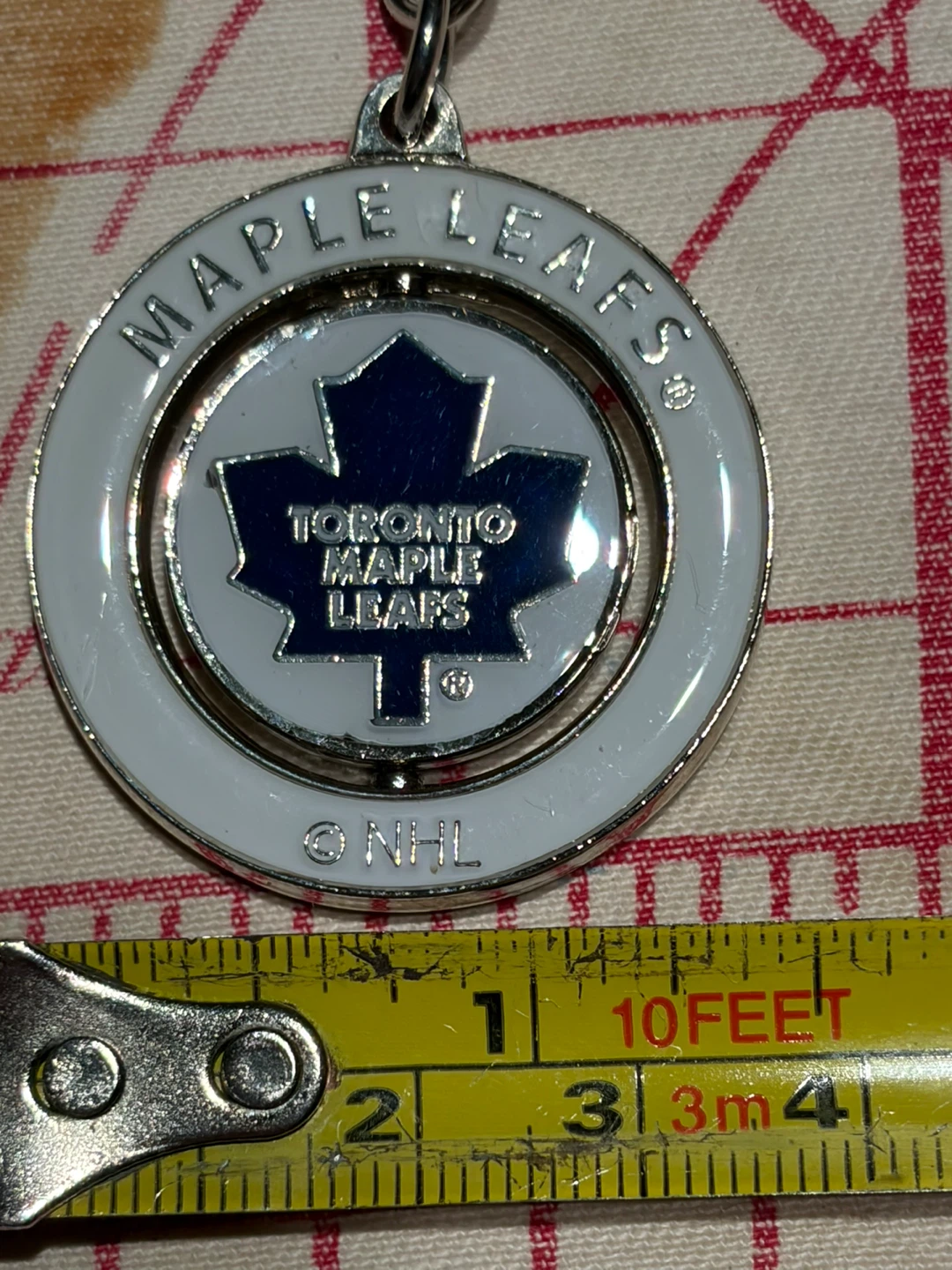 Toronto Maple Leafs Spinning Keychain - The Hockey News - photo 2