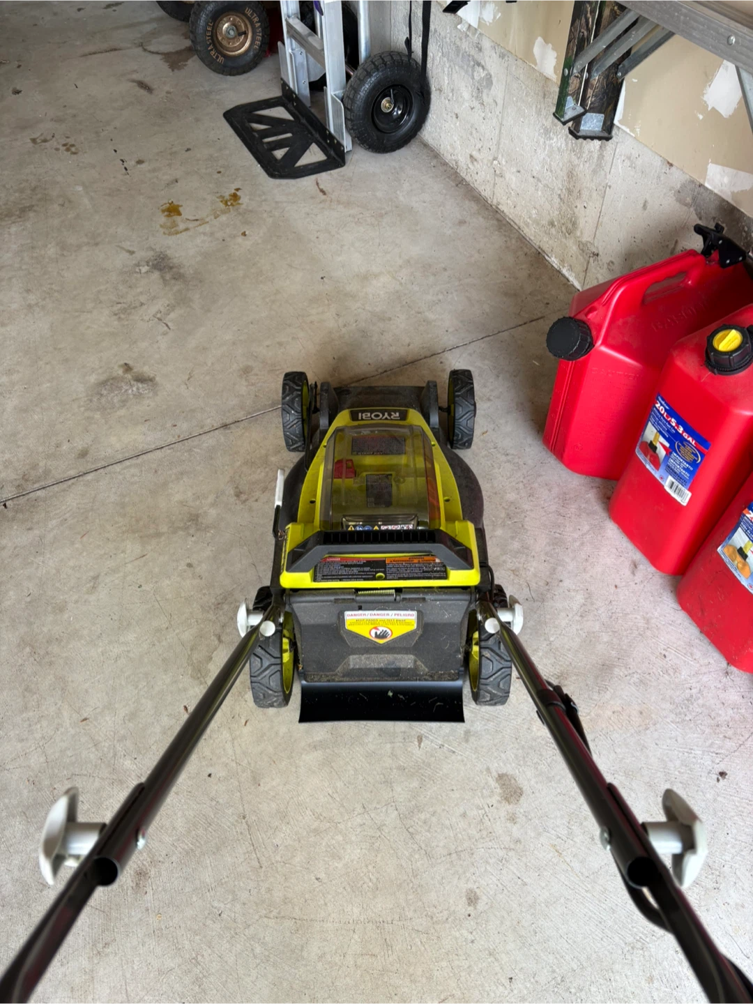 Ryobi ONE+ Cordless Electric Lawn Mower - photo 5