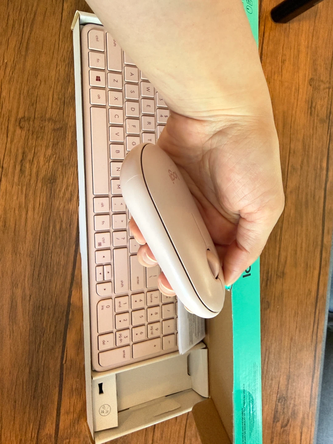 Logitech Slim Combo MK470 Keyboard and Mouse - Pink - photo 4