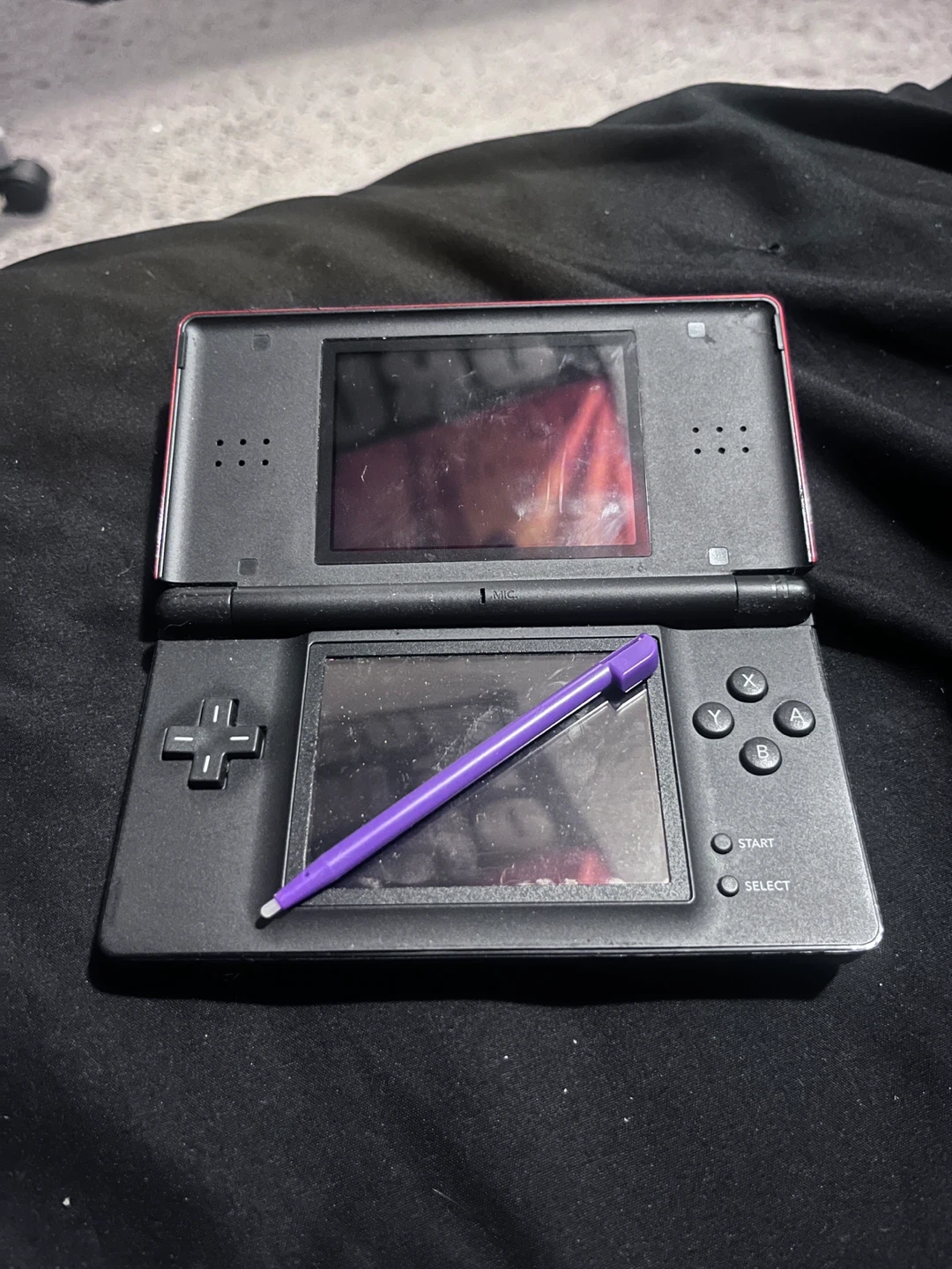 Red Nintendo DS Lite - photo 2