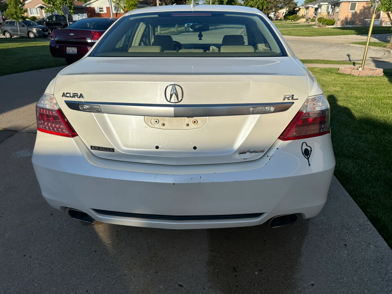 2010 White Acura RL Sedan - photo 4