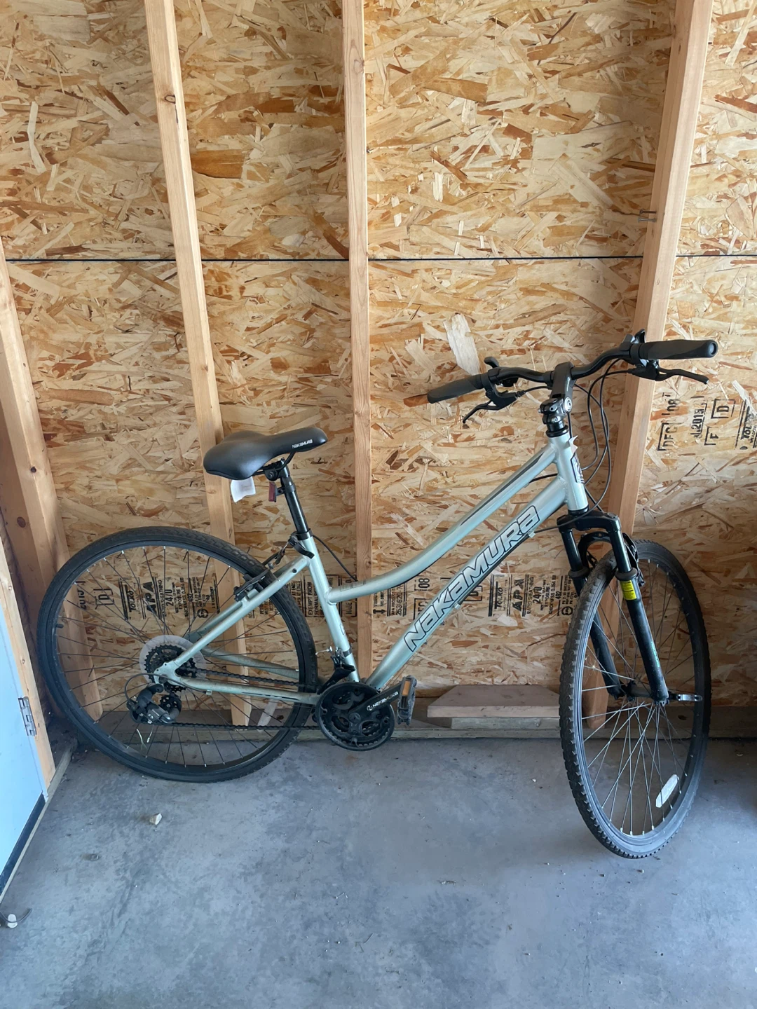 Nakamura Hybrid Bike