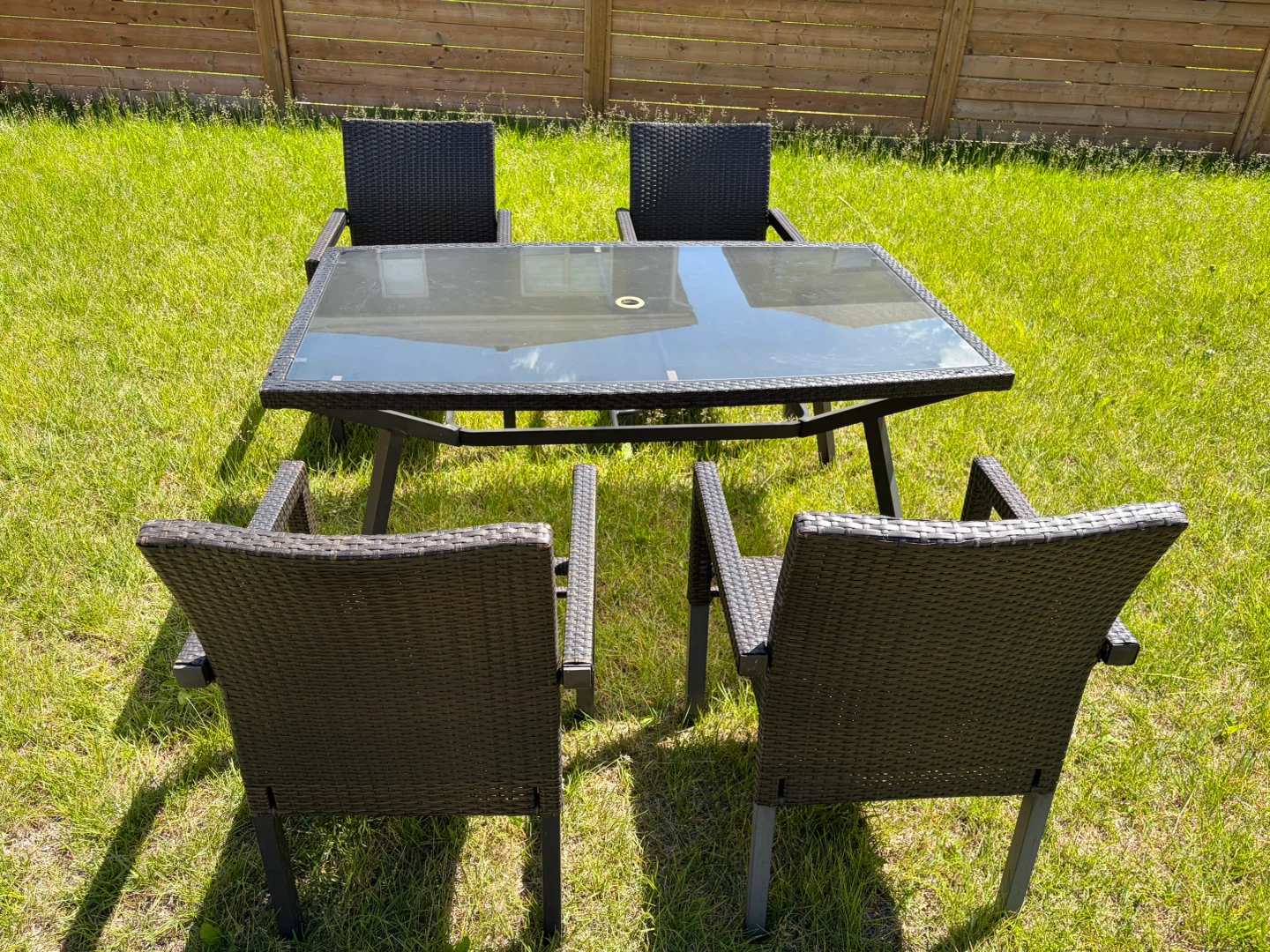 Patio set glass top table with 4 charis - photo 2