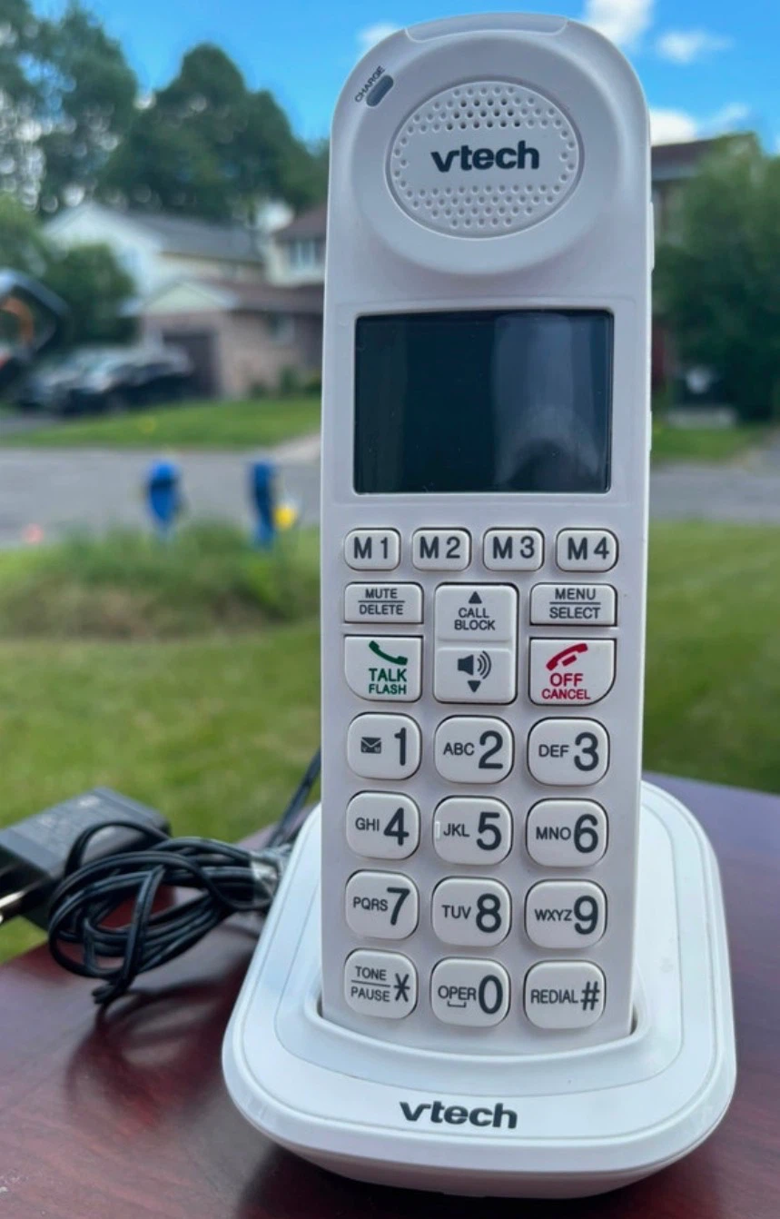 VTech CareLine SN5147 Amplified Corded/Cordless Senior Phone - photo 4