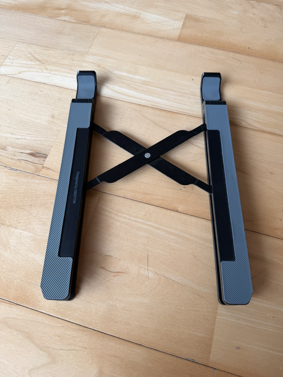 Adjustable Laptop Elevation Stand - photo 2