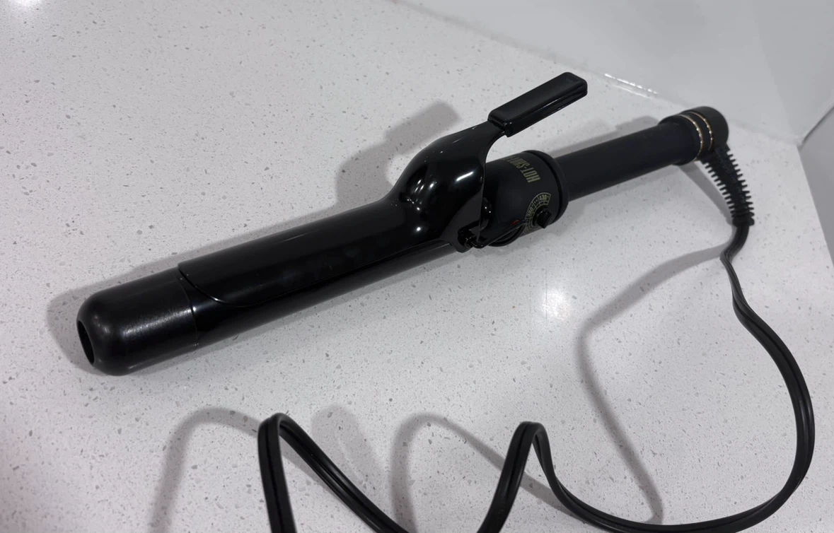 Hot Tools curling iron - photo 2