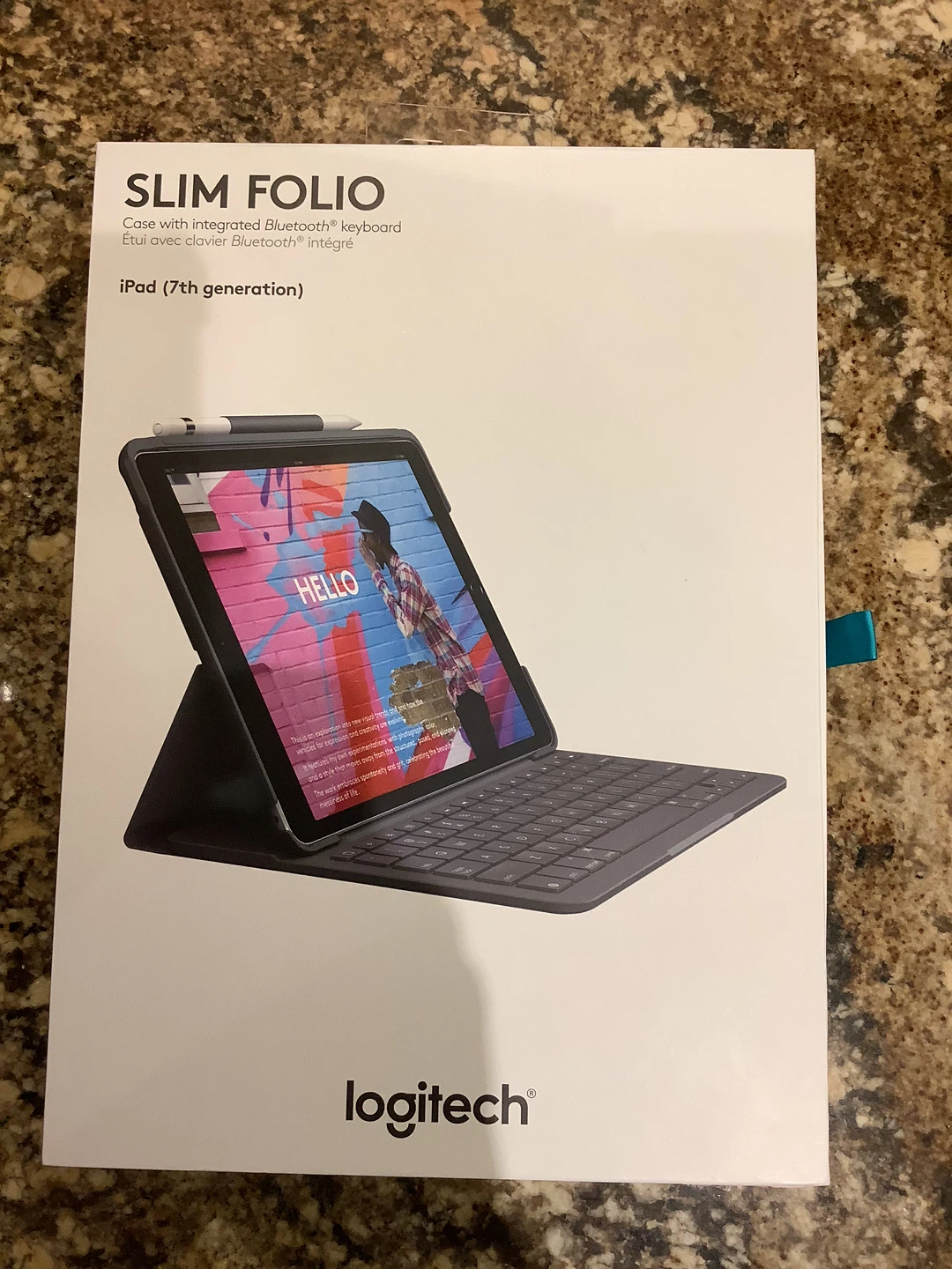 Apple iPad with Logitech Slim Folio Case - photo 3