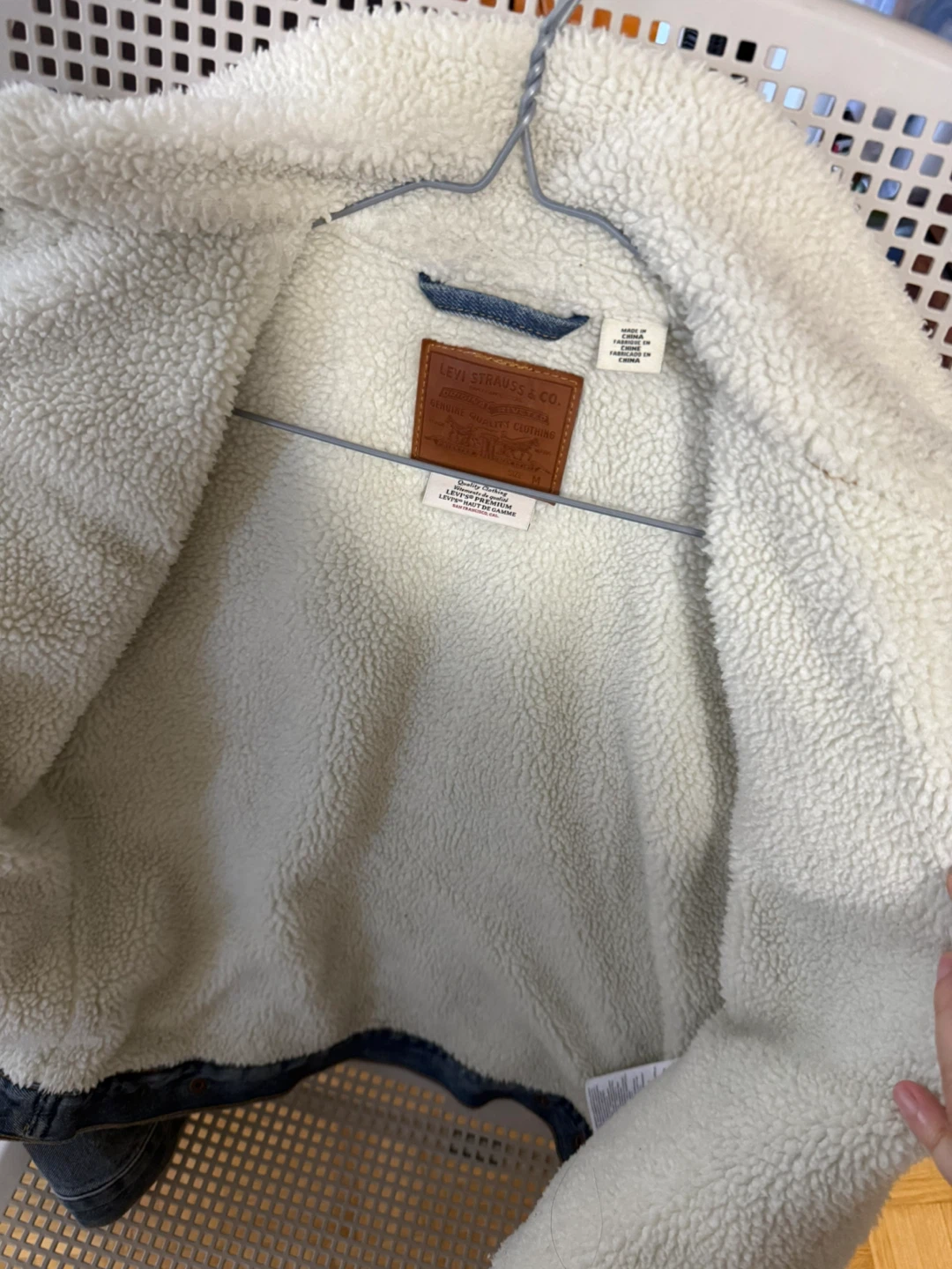 Levi's Sherpa Lined Denim Trucker Jacket Size M - photo 3