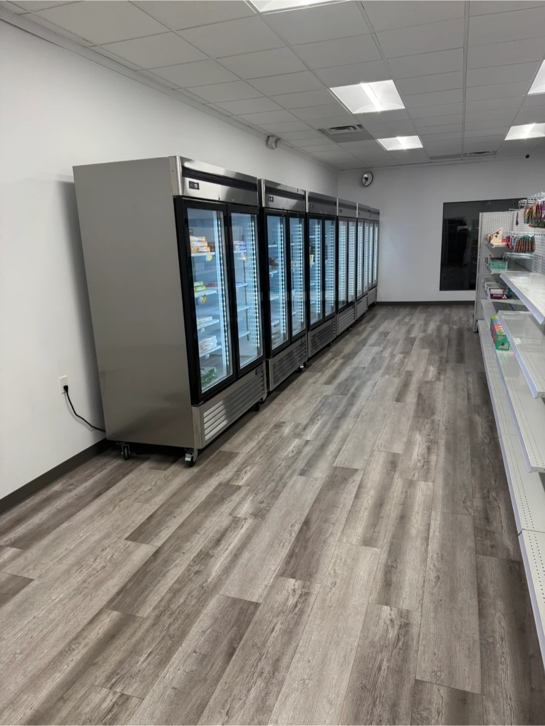 FOR SALE: 3 Dixell Commercial Glass Door Fridges/Freezers - photo 2