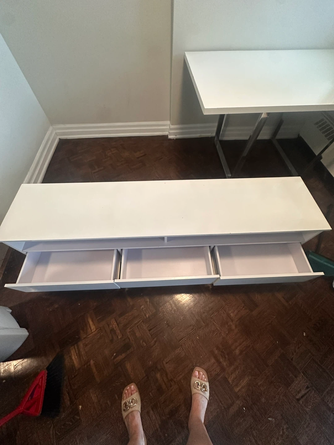 White TV Stand with 3 Drawers - photo 3