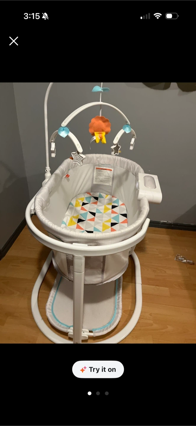 Fisher-Price Soothing Motions Bassinet