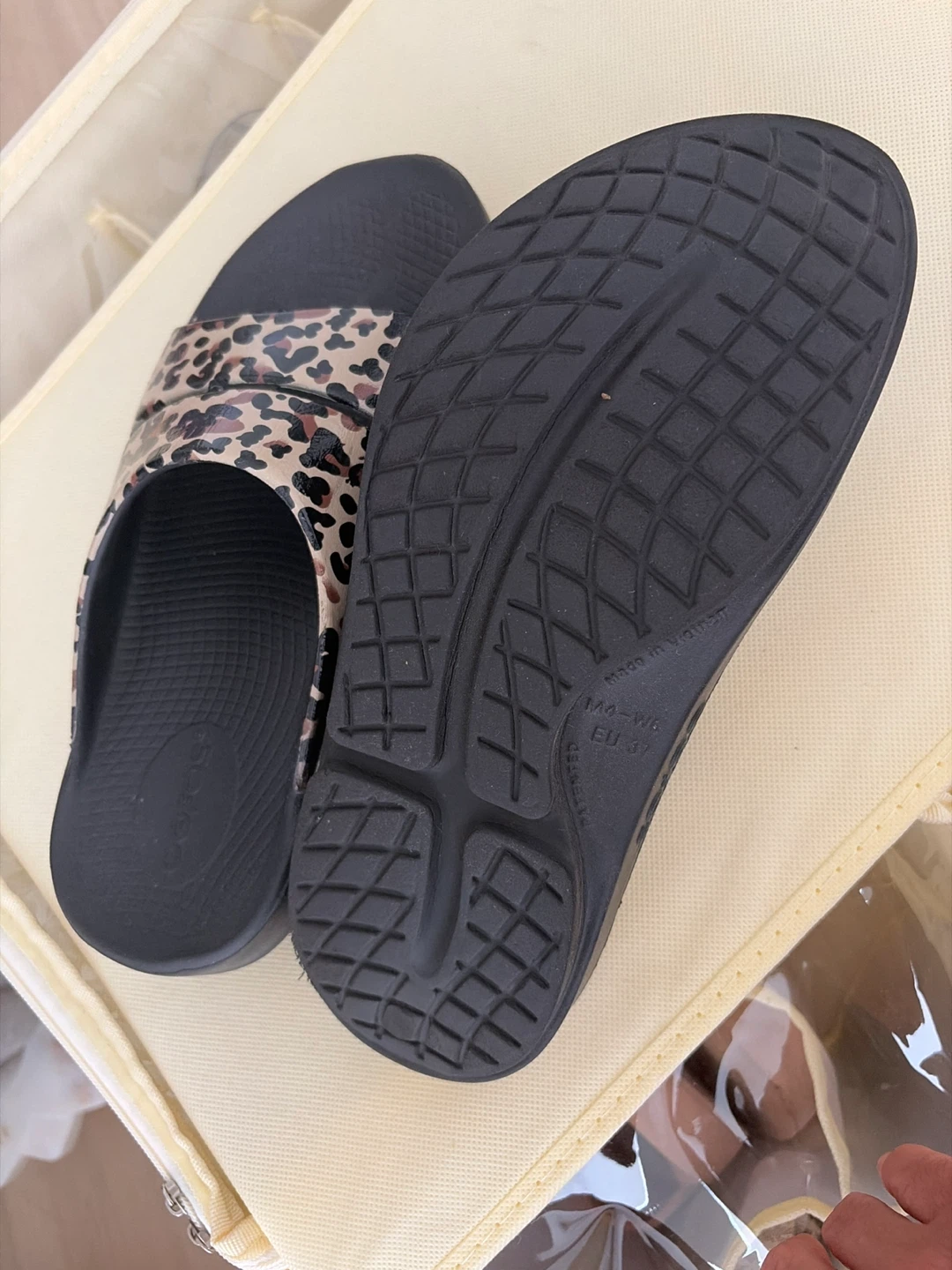 OOFOS Leopard Print Slide Sandals - photo 4