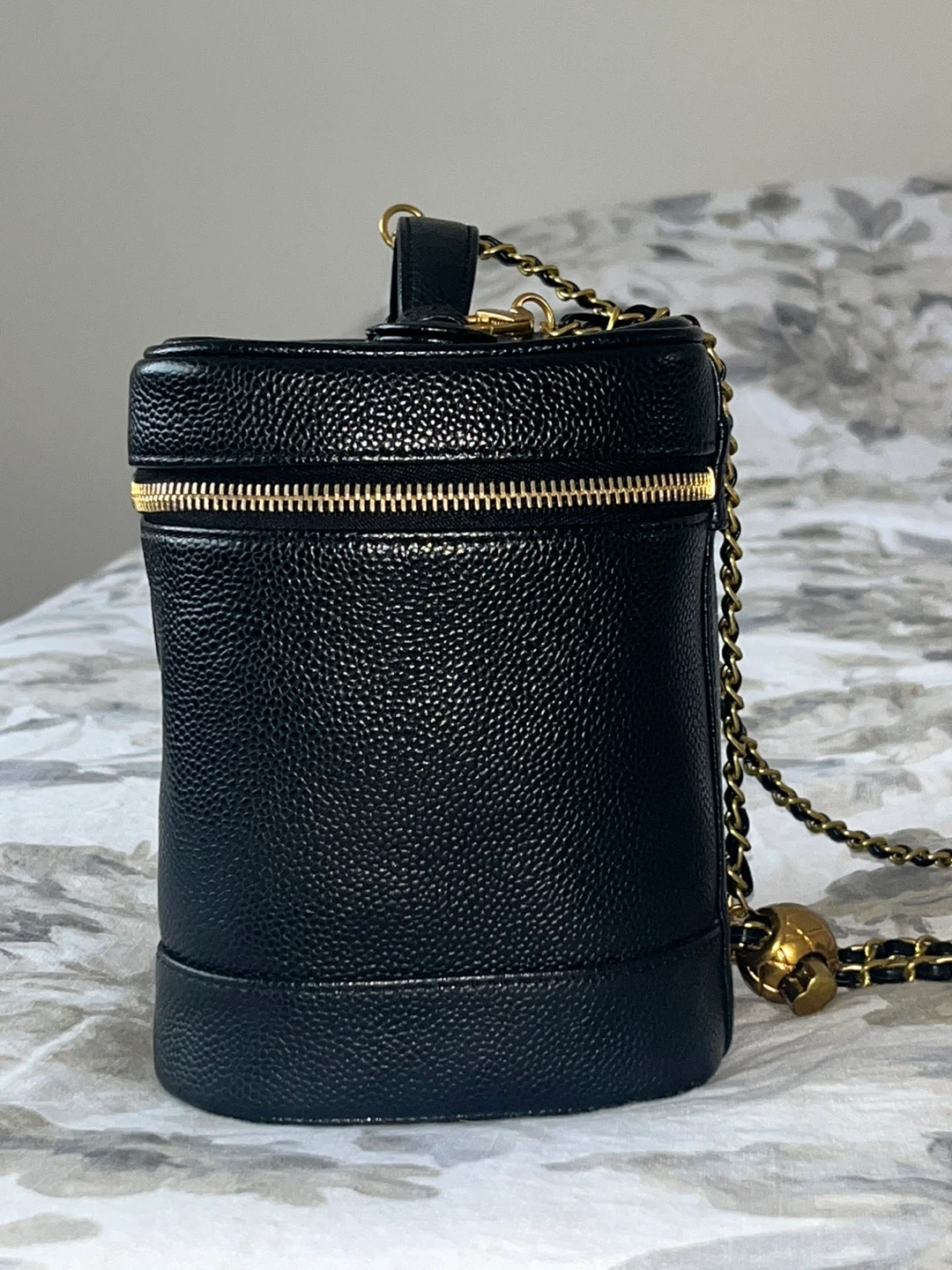 Chanel Vanity Case Bag - photo 3