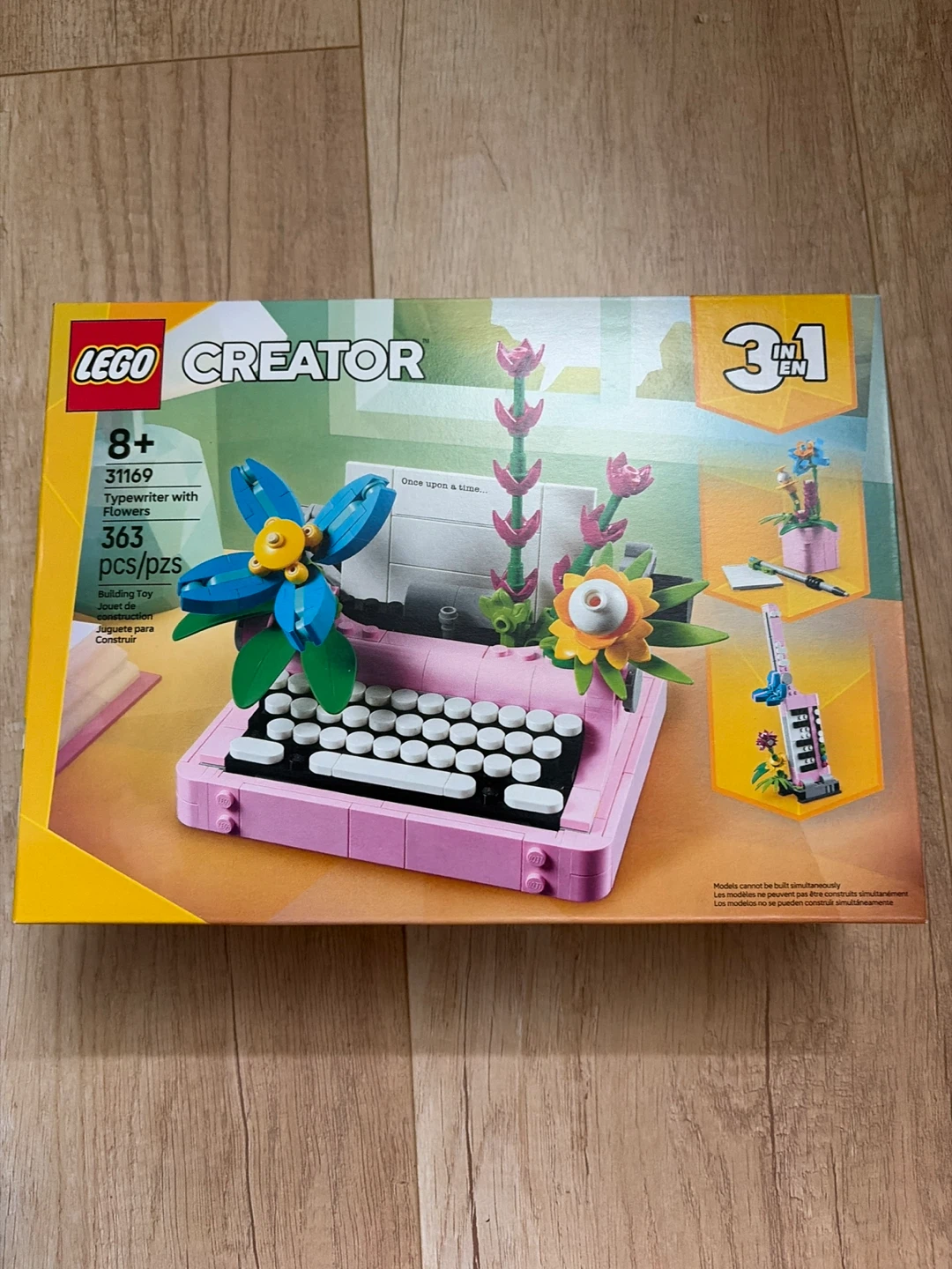 LEGO Creator 31169 Typewriter with Flowers Building Set