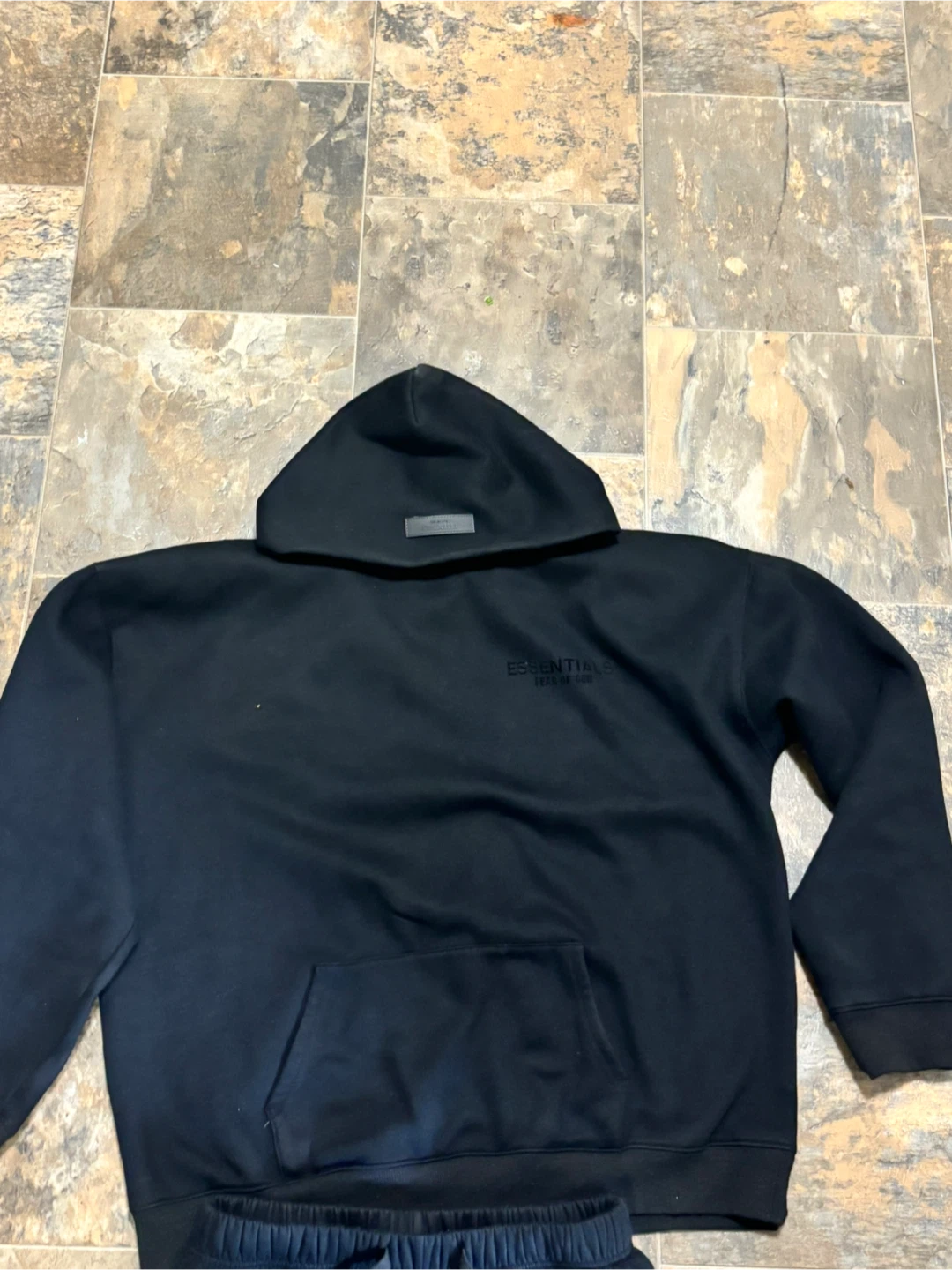 Fear of God Essentials Black Hoodie and Sweatpants Set - photo 3