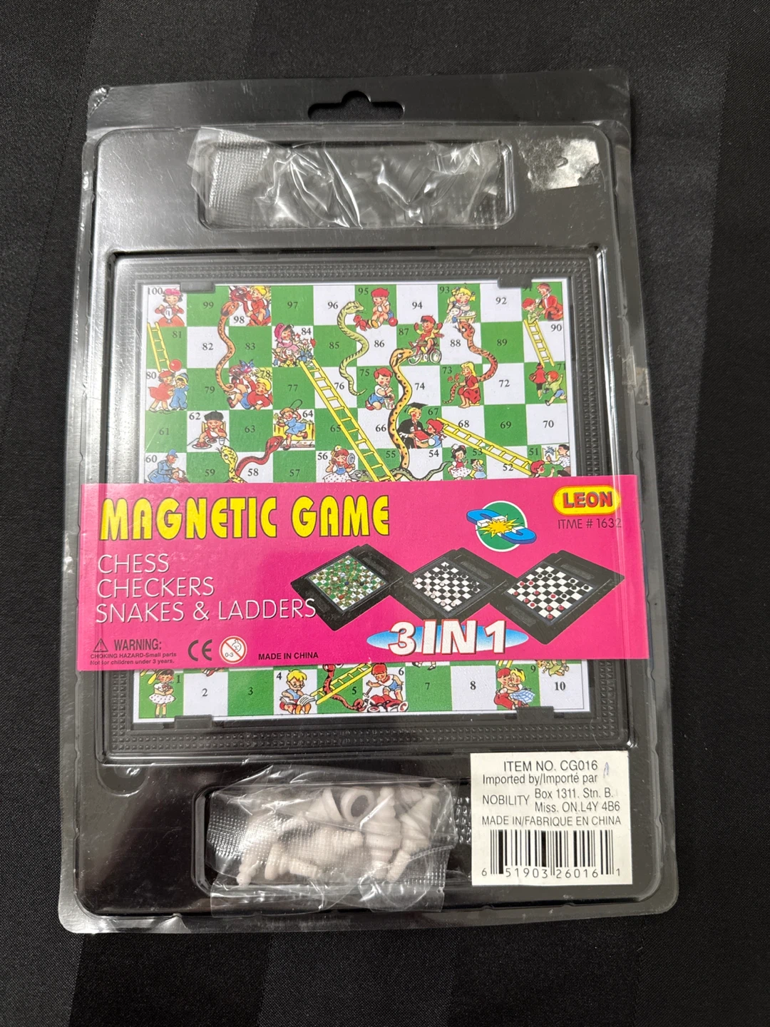 LEON 3-in-1 Magnetic Game Set: Chess