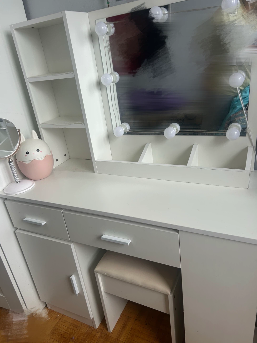 White Vanity Desk with Hollywood Mirror and Stool - photo 4