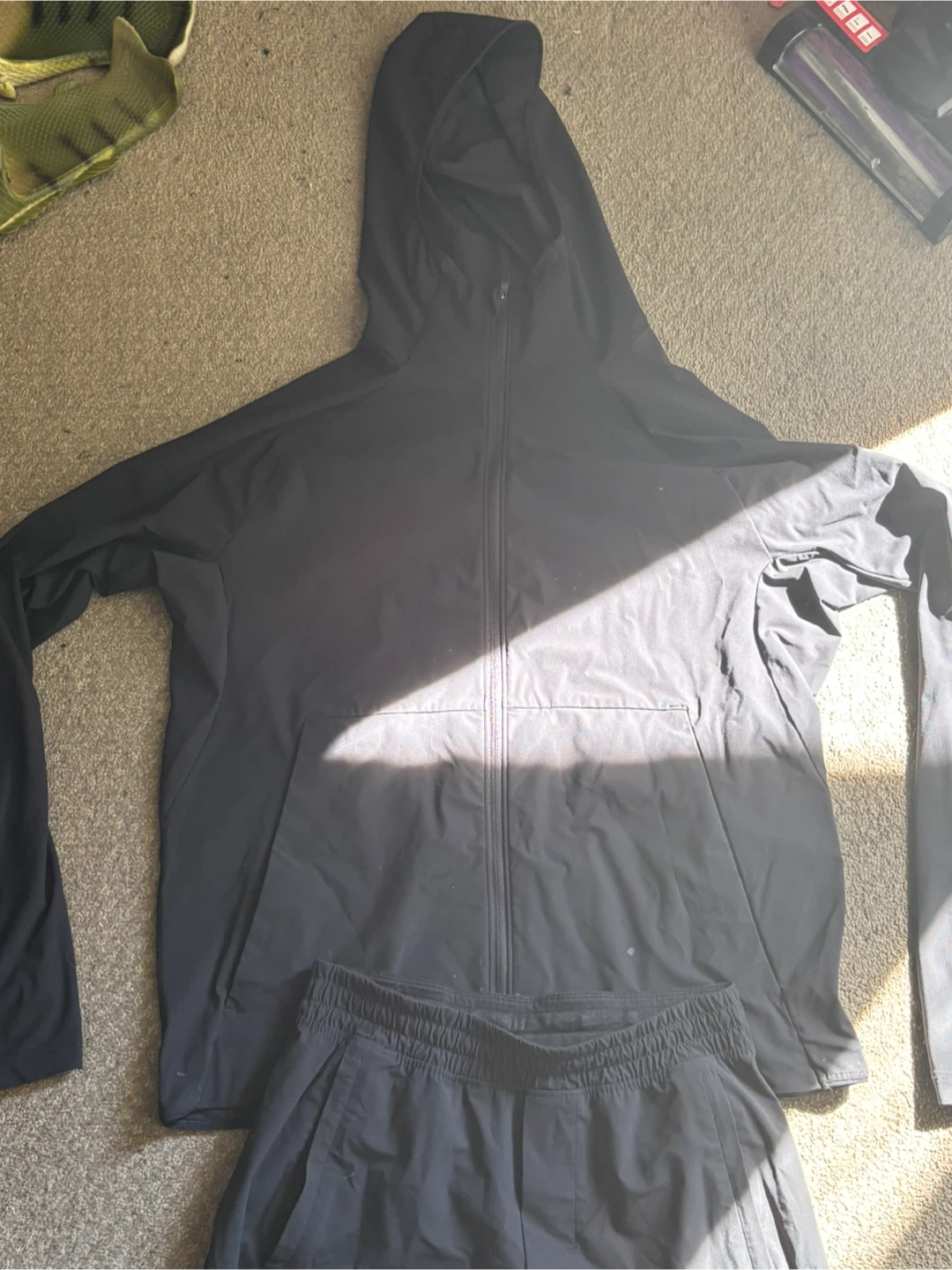 Lululemon Black Tracksuit Hoodie and Pants - photo 5
