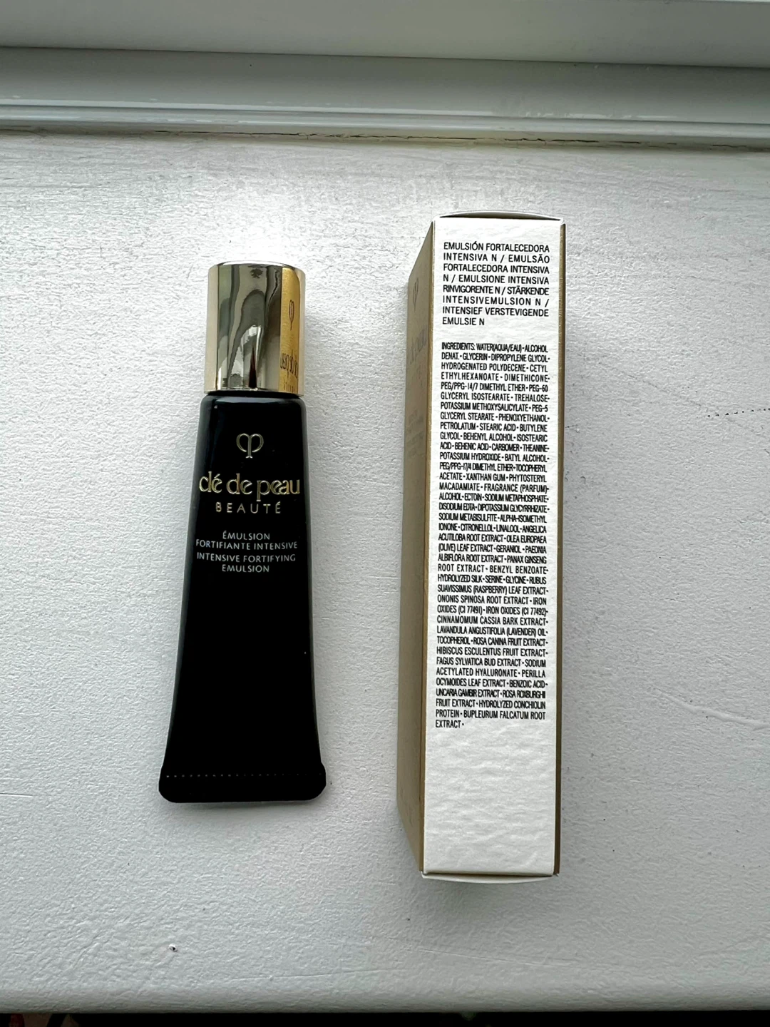 Clé de Peau Beauté Intensive Fortifying Emulsion 12ml - photo 3