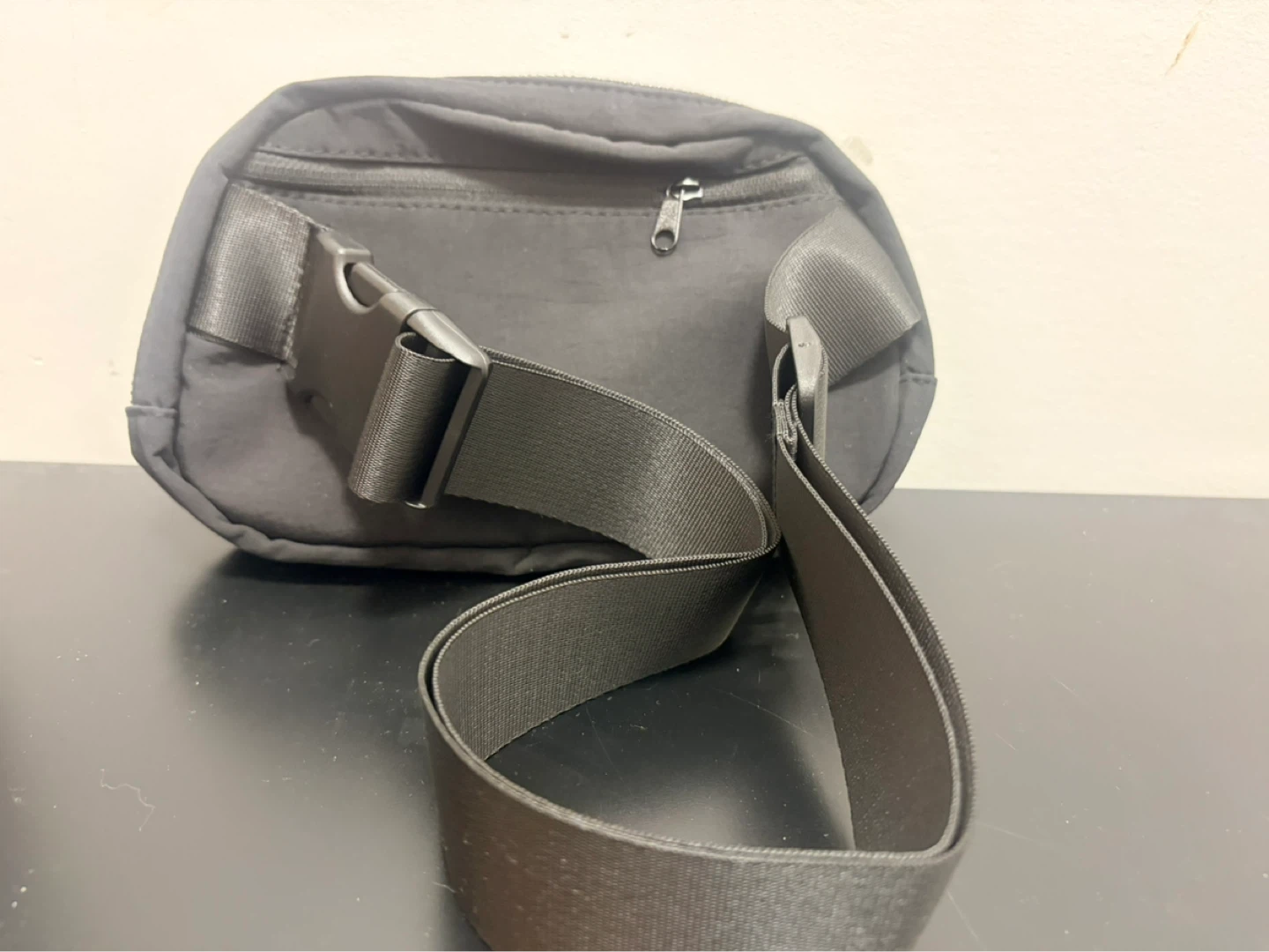 Halara  Everywhere Belt Bag - photo 2