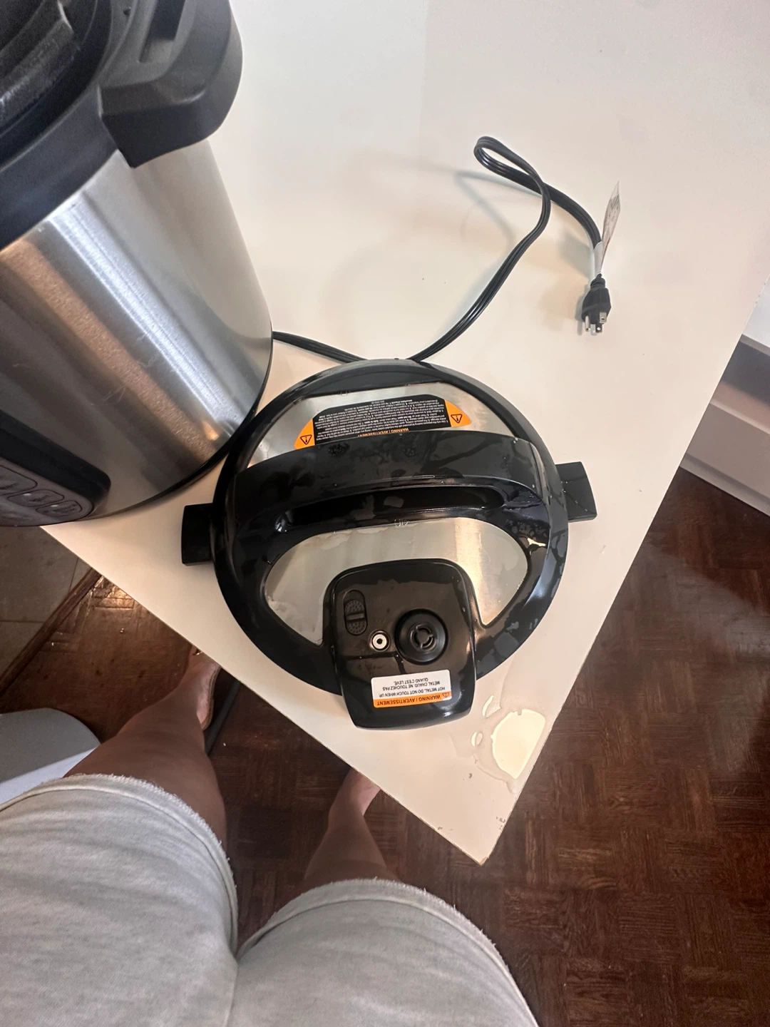 Instant Pot Duo 6-in-1 Electric Pressure Cooker - photo 2