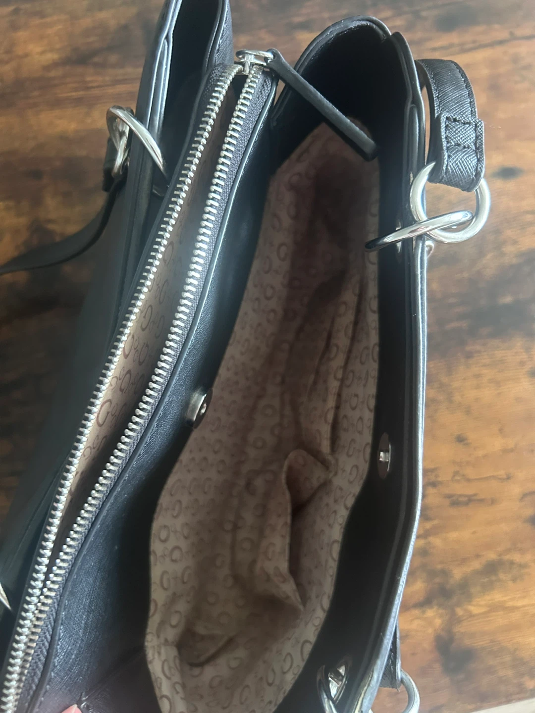 Black Guess Tote Bag - photo 3