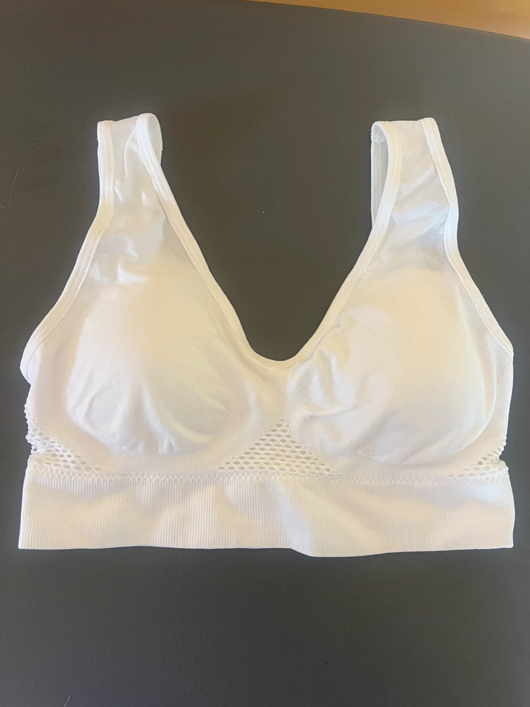 White Seamless Sports Bra - Size M
