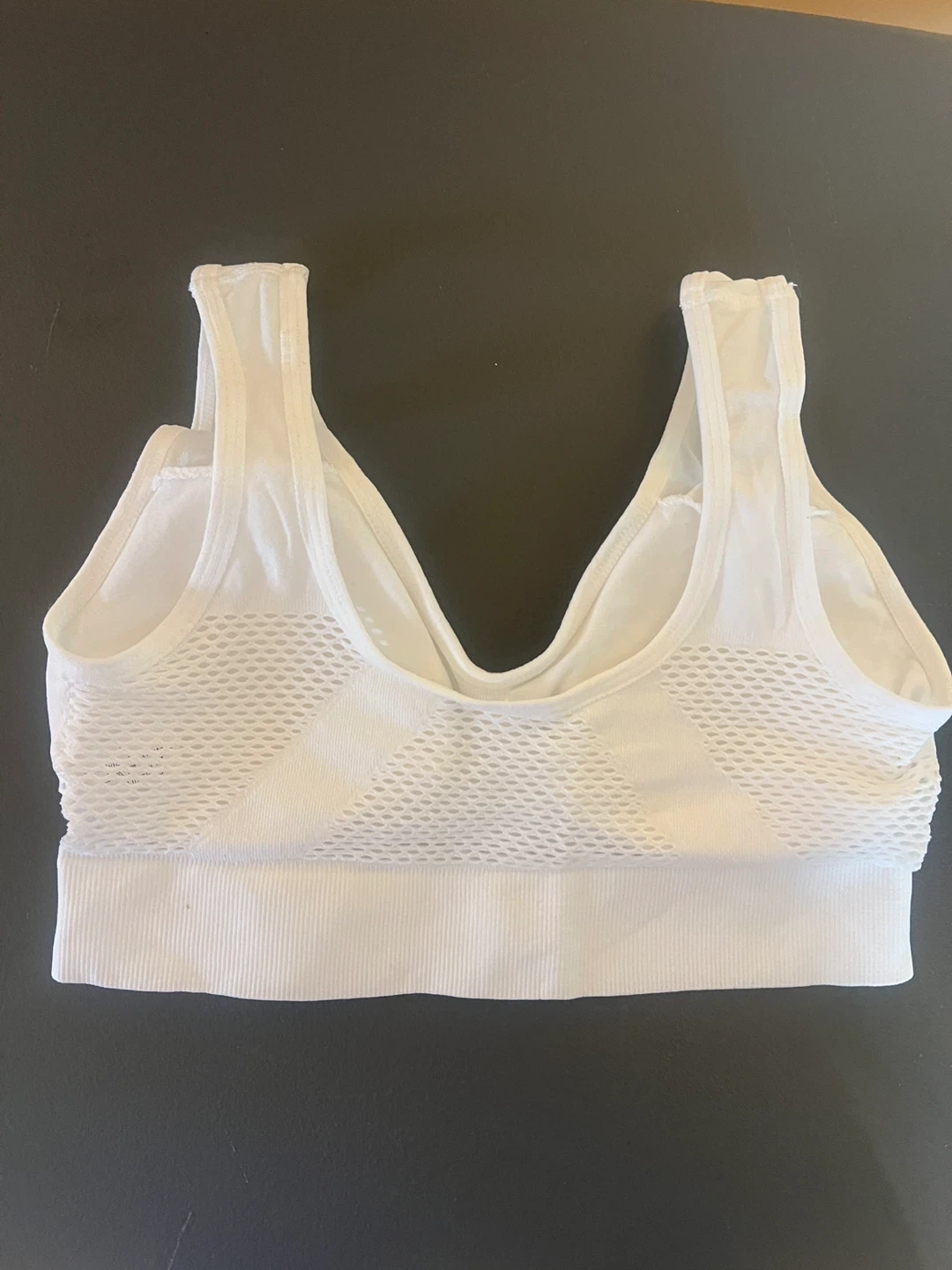 White Seamless Sports Bra - Size M - photo 2