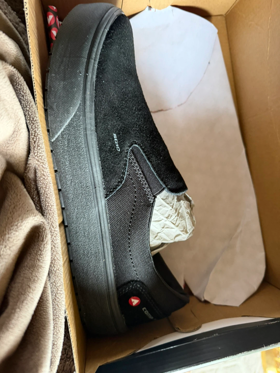 Airwalk Venice SD10 Mens Suede Slip On Shoes - photo 3