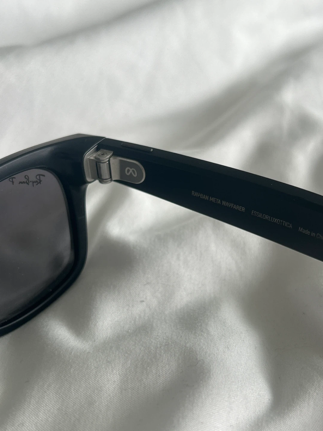 Ray-Ban Meta Wayfarer Gen 2 Smart Glasses - photo 3