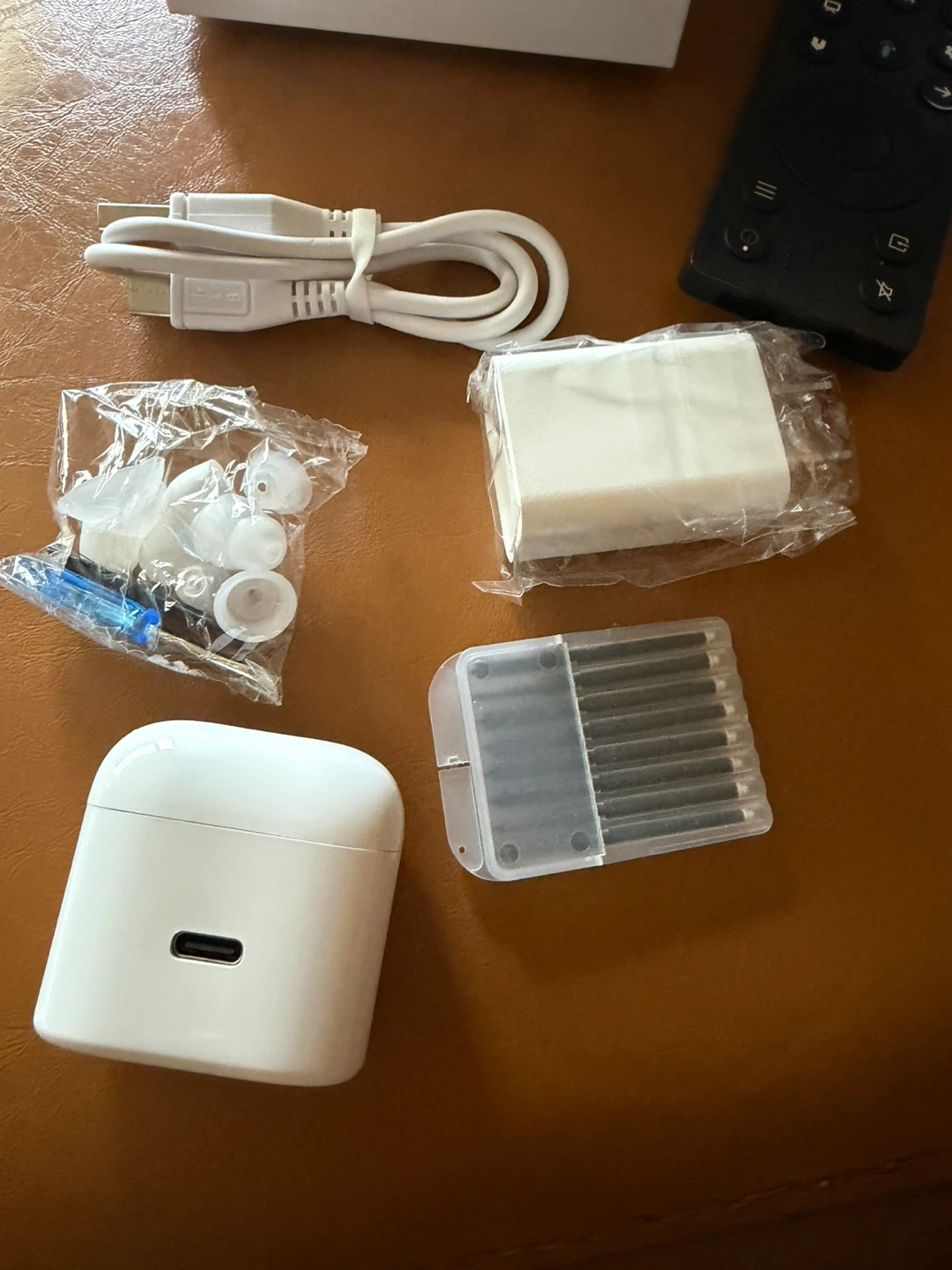 Hearing Aids with Charging Case - photo 2