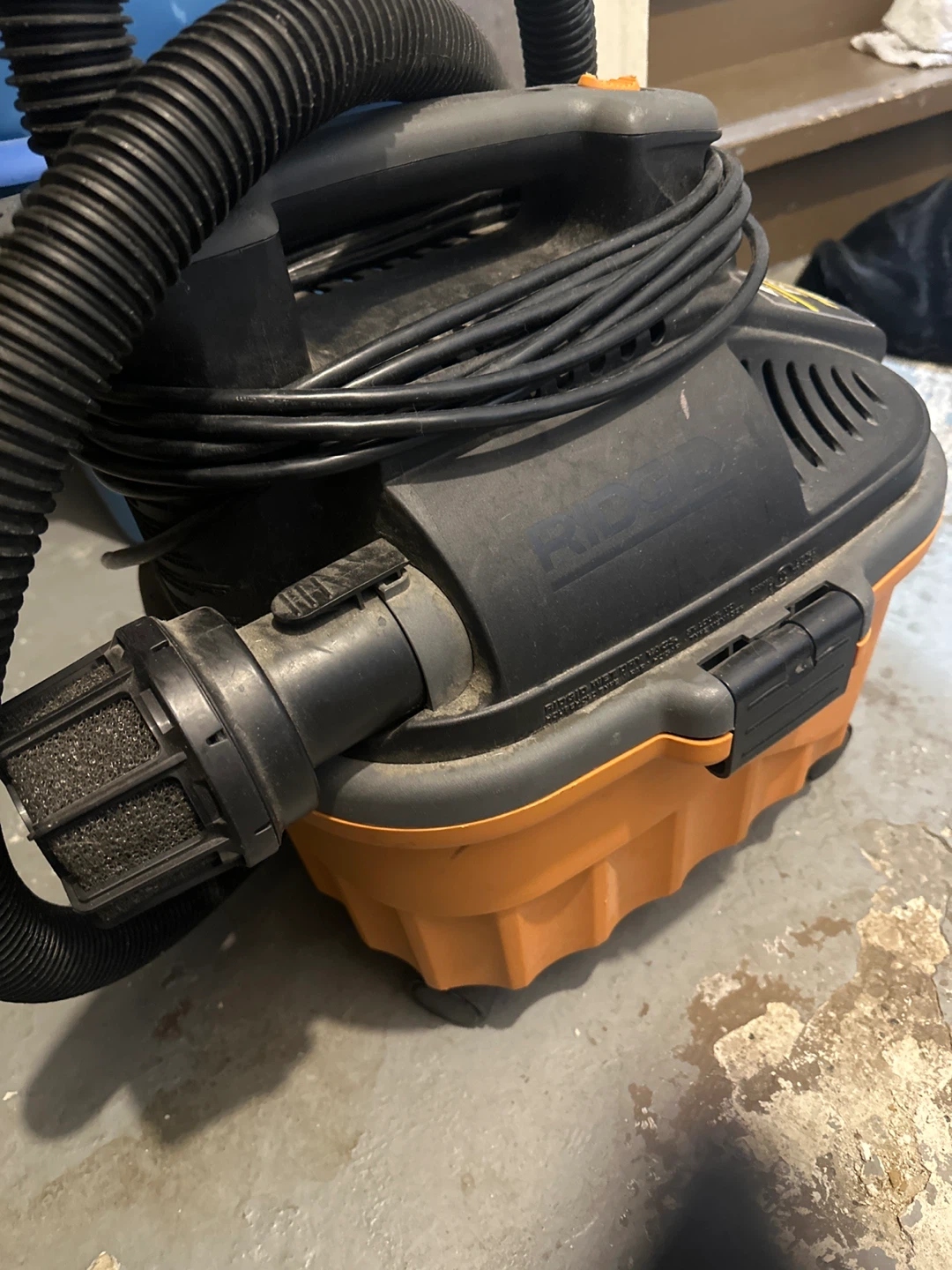 Ridgid 4 Gallon 5.0 Peak HP Wet/Dry Vac - photo 3