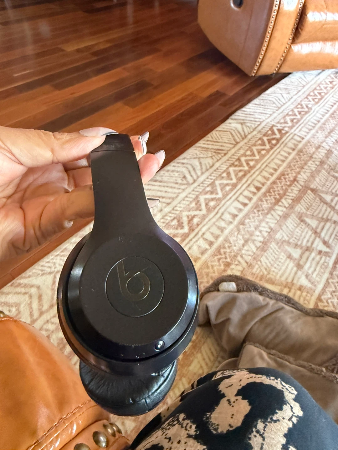 Beats Solo3 Wireless On-Ear Headphones - Black - photo 5