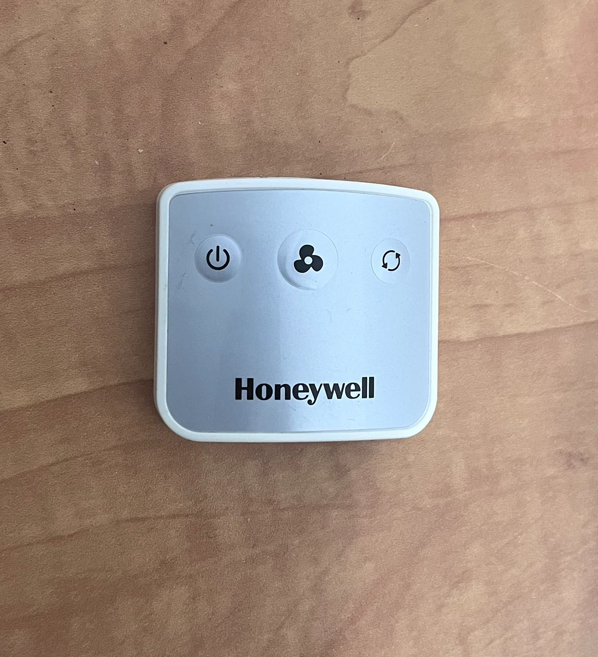 Honeywell QuietSet Tower Fan - photo 3