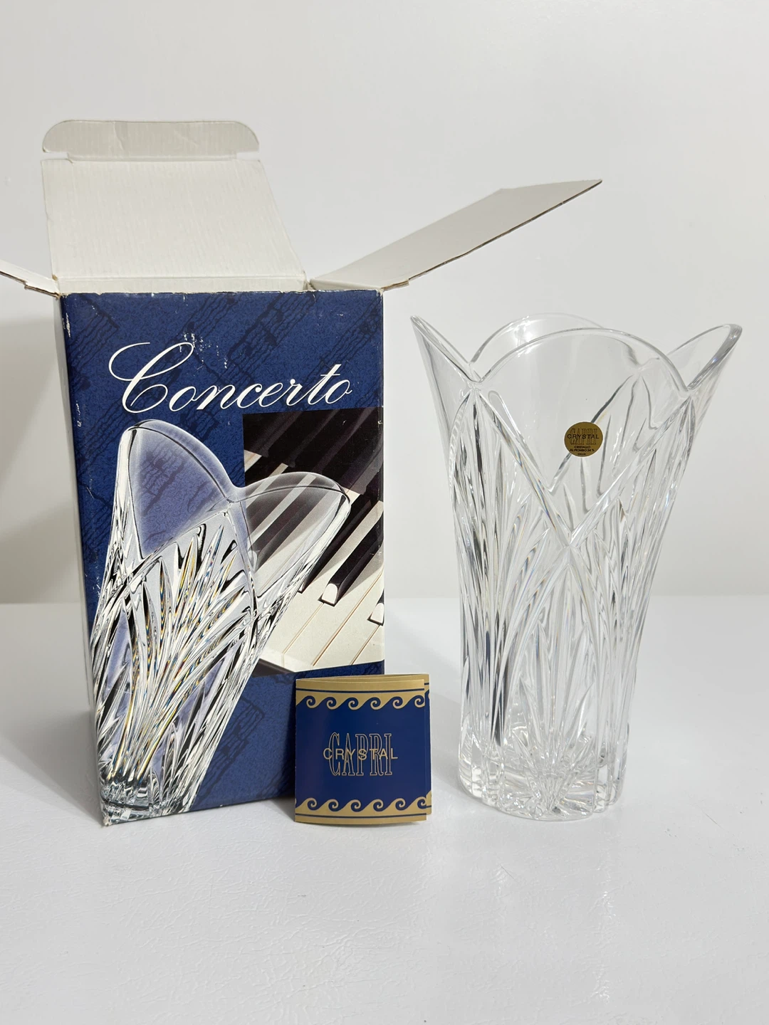 Capri Crystal Concerto Vase