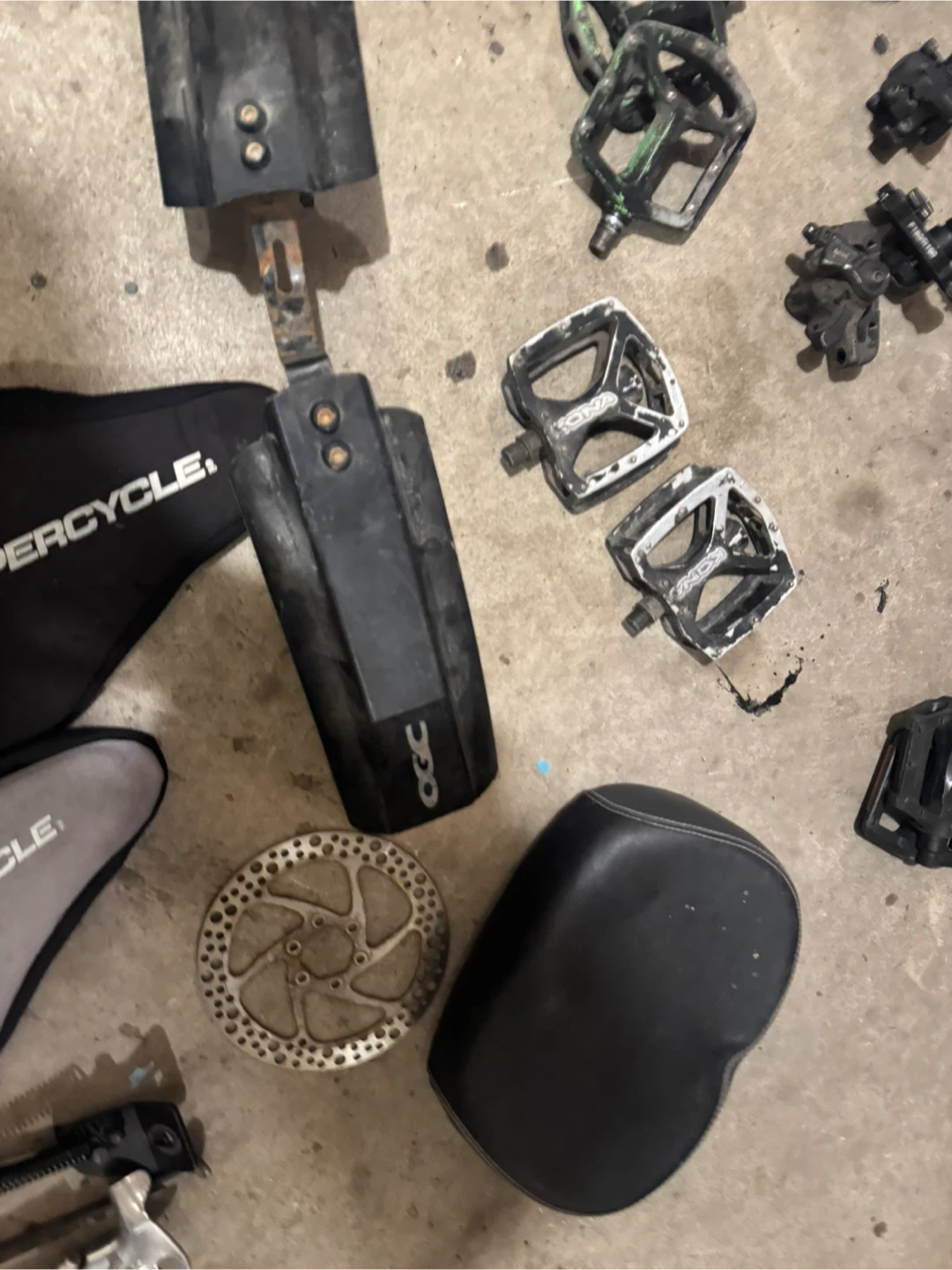 Used Bike Parts. $30 all - photo 4