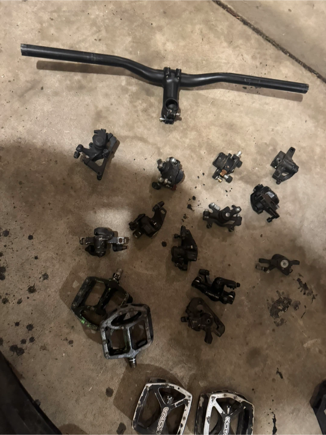 Used Bike Parts. $30 all - photo 5